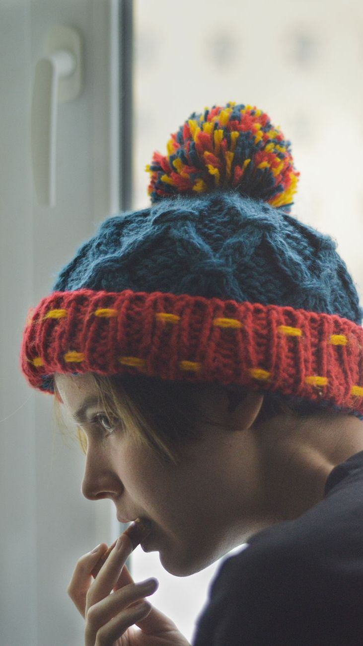 Hoe kies je een wintermuts voor een jongen: Warmte zonder extra omvang