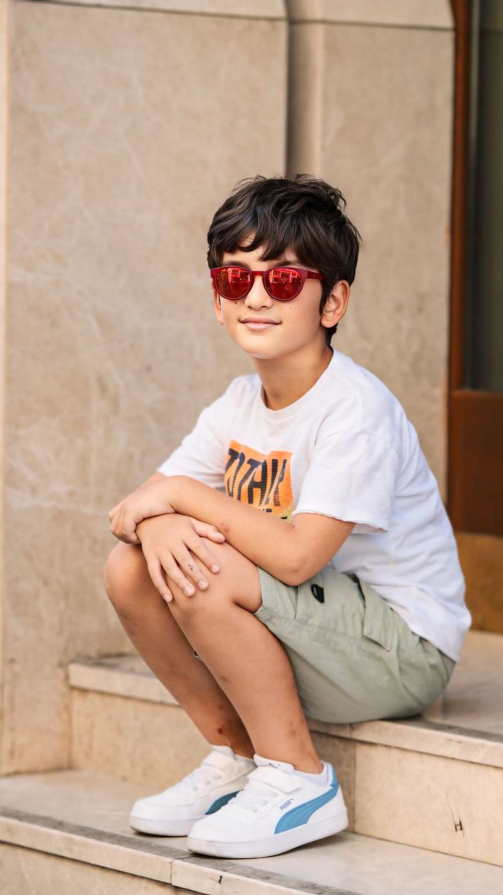 Gafas de sol para niños activos: Protección ocular para actividades al aire libre y deportes