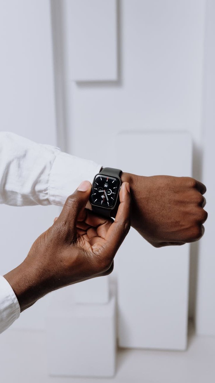 Technologie om de Pols: Smartwatches voor Mannen 2025